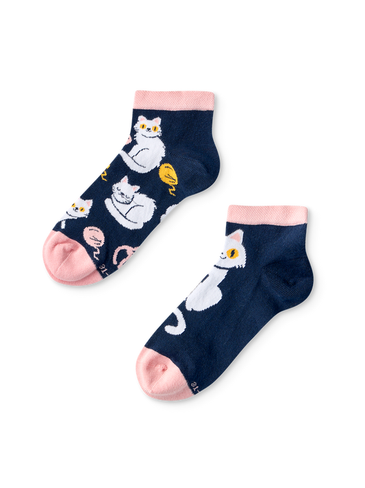kids-ankle-socks-playful-kitty-1-2c/2c920ac326806b6217271ab087db26813710970a