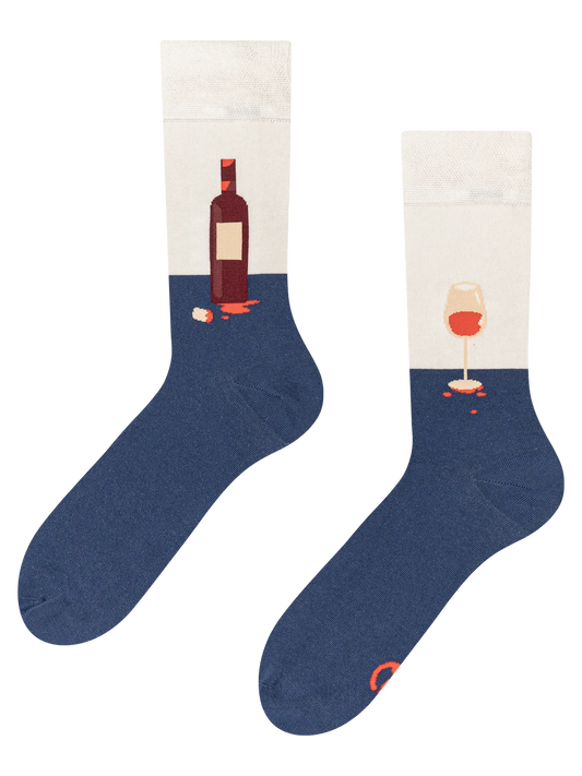 regular-socks-bottle-of-wine-1-8a/8a14d2f73892755bed1b2ae8b2df161922d58e86