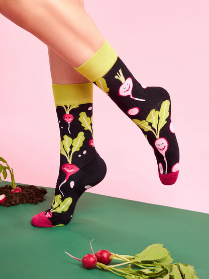 regular-socks-happy-radish-1-cb/cb0fa59e72180f303f25d25219da3692b4b7c23b