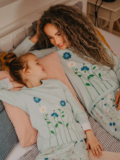kids-pajamas-meadow-flowers-aa/aa6991bf9b3743090a973f894346ad8913ec19f8