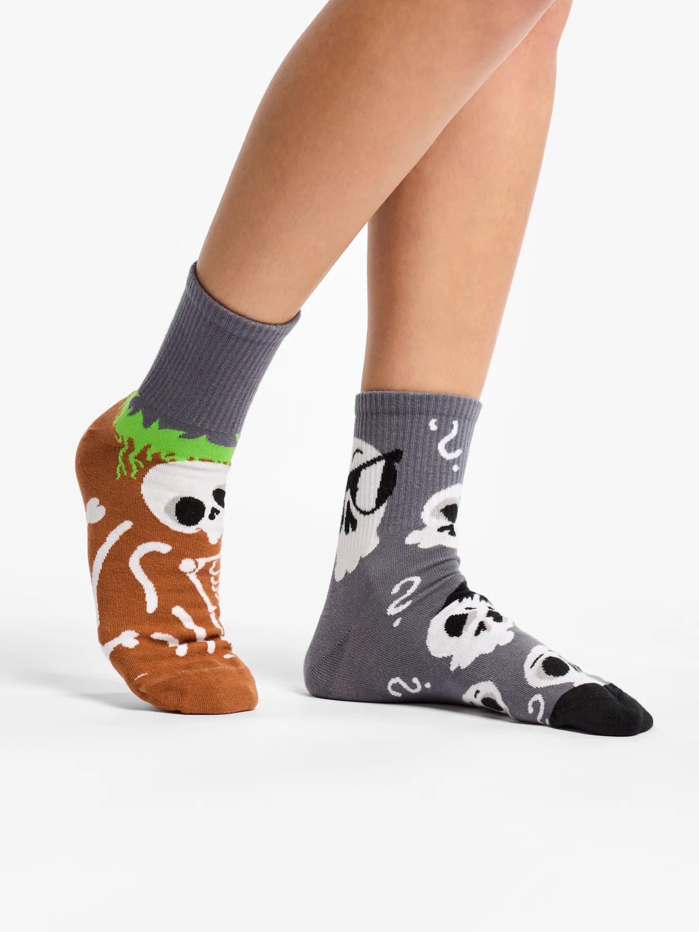 crew-socks-funny-skeletons-1-3c/3c895c9752e09282c14ece01ccac84e897048ffa