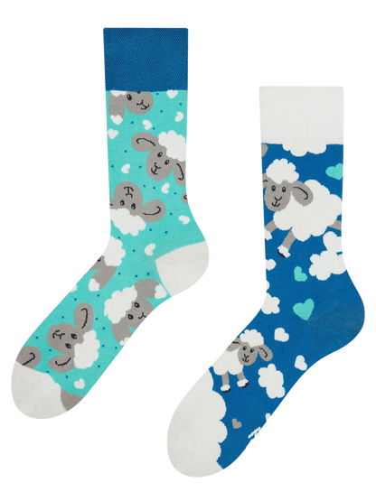 regular-socks-sheep-clouds-1-eb/eba0f85b590ee9e48a6101e5627cd60b9781e59d