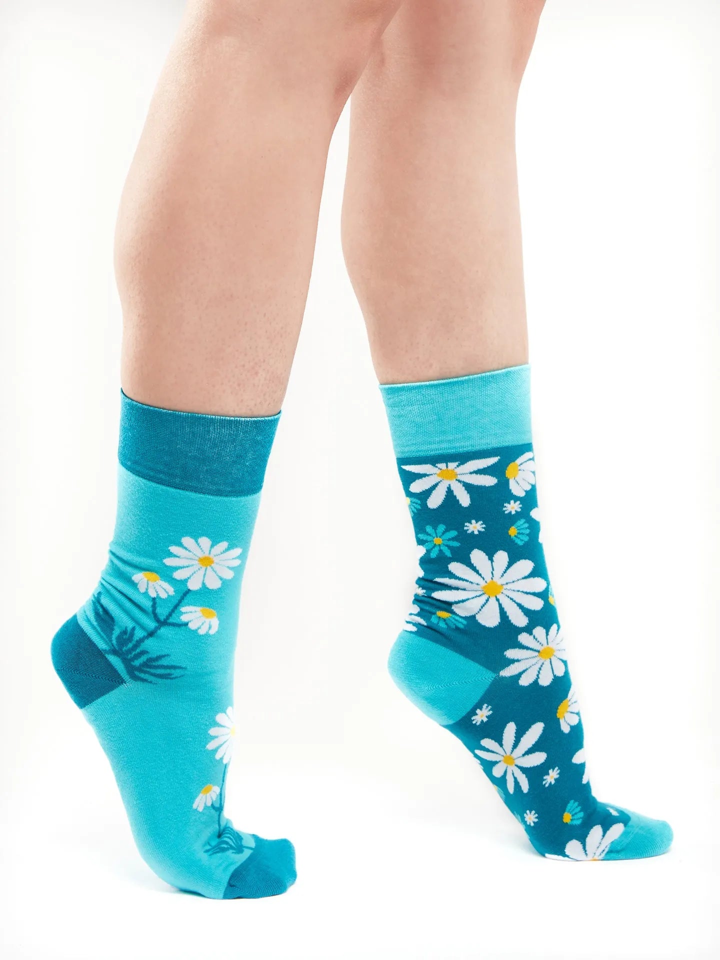 regular-socks-chamomile-1-da/da331f6bac4a72723f672c351d3d7d62feee71fe