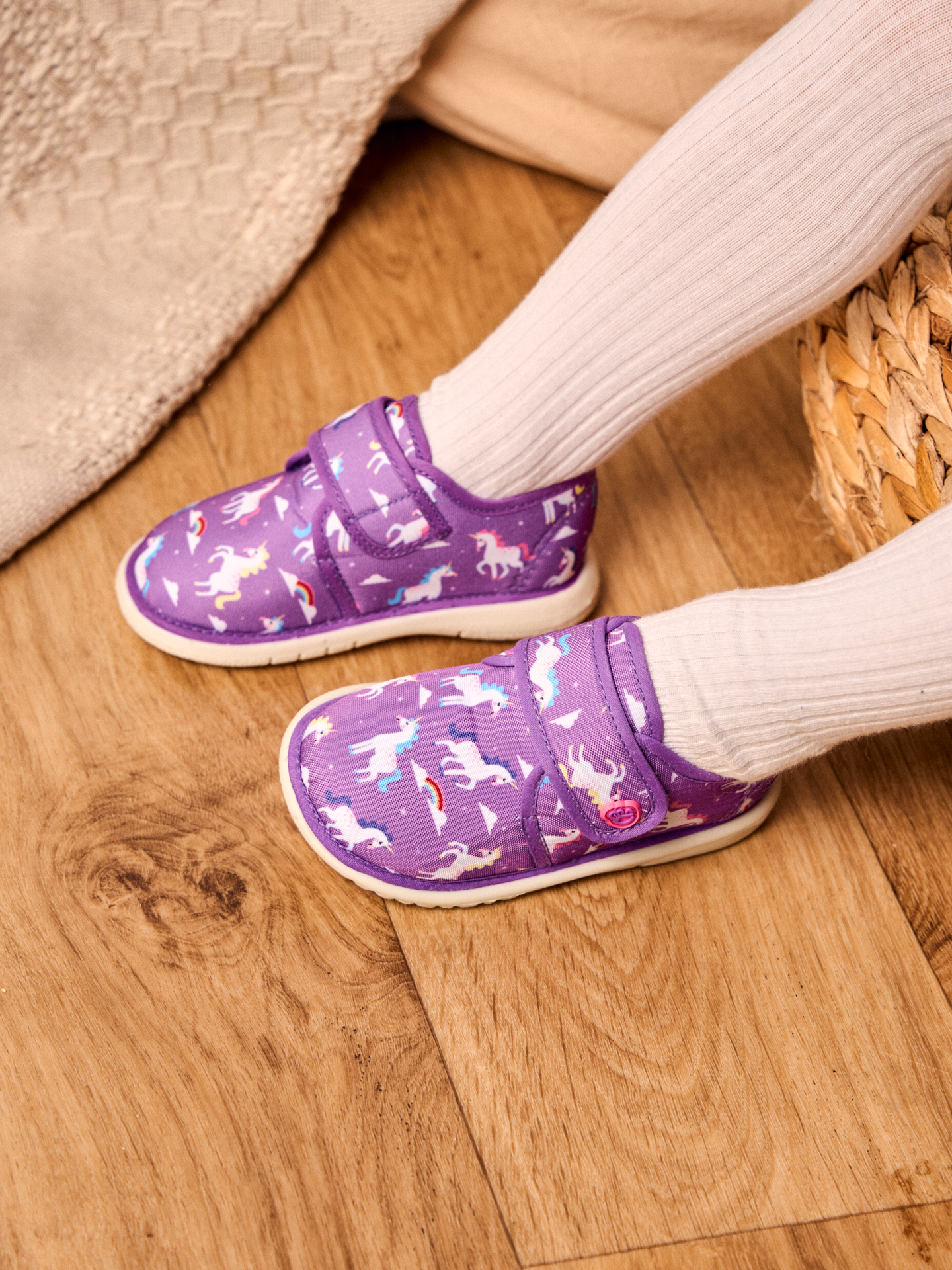 baby-slippers-dreaming-unicorn-1-83/83ddd7a39fb420c14607e73fab3b61a751504eff