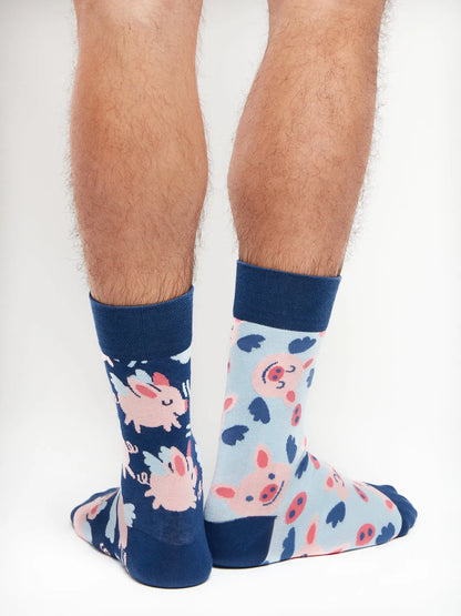 regular-socks-flying-pigs-1-8d/8d78334c383280af1d919d8aef203795b1139321