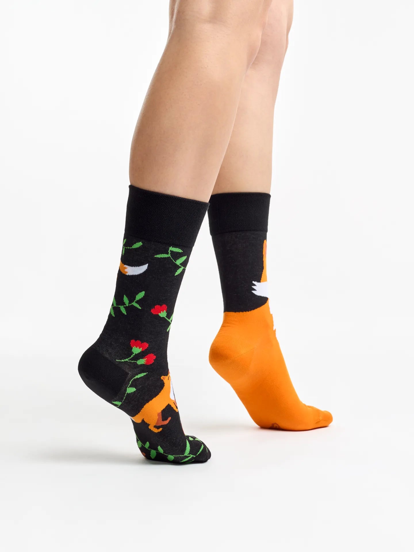 regular-socks-fox-flowers-1-51/515bbe162813abc1bfce0c896d25a2f098780dc6