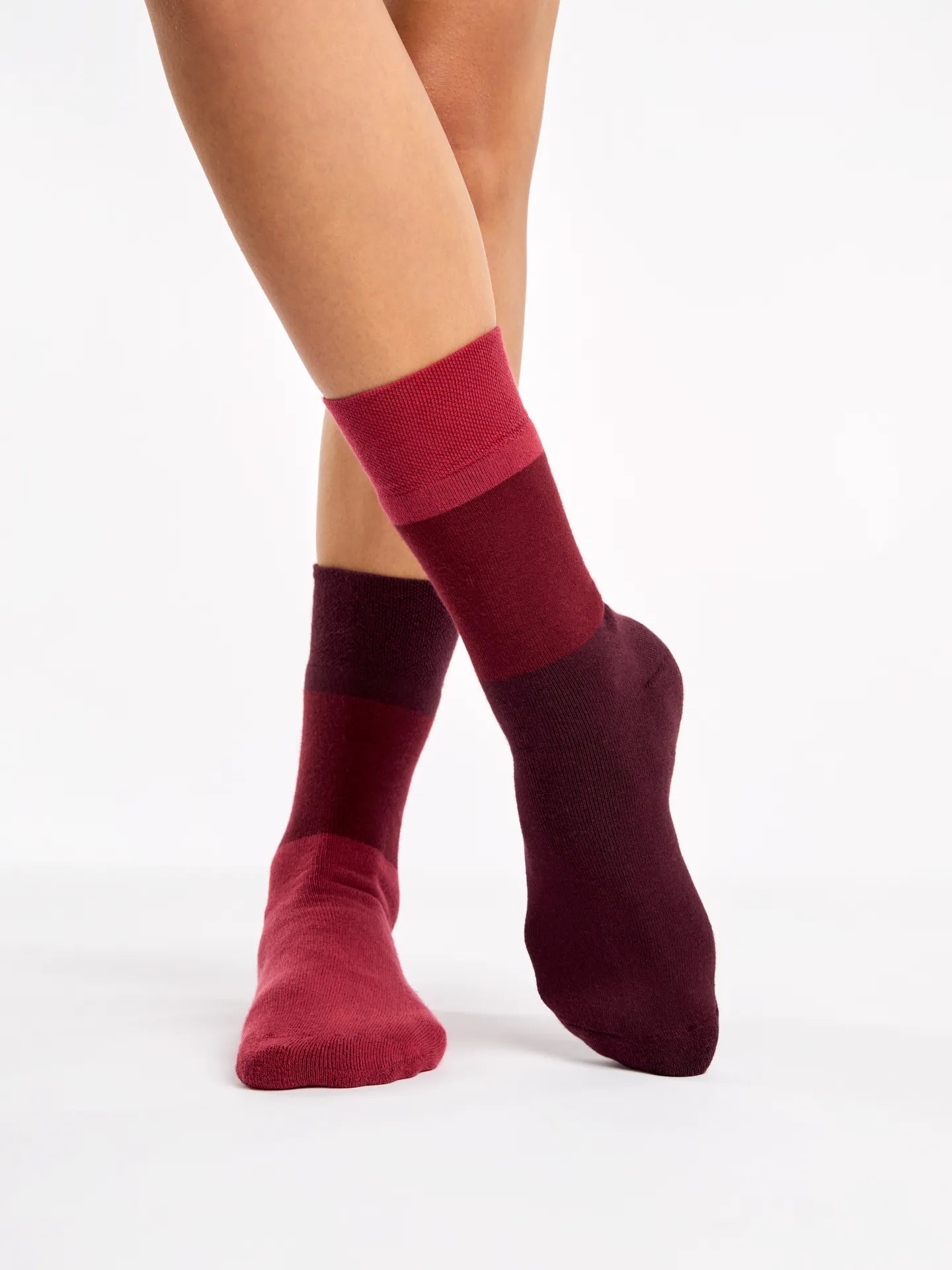 warm-socks-maroon-tri-color-okt-2e/2e146d853d6df710c100d83b5687e8dc4dea1c61