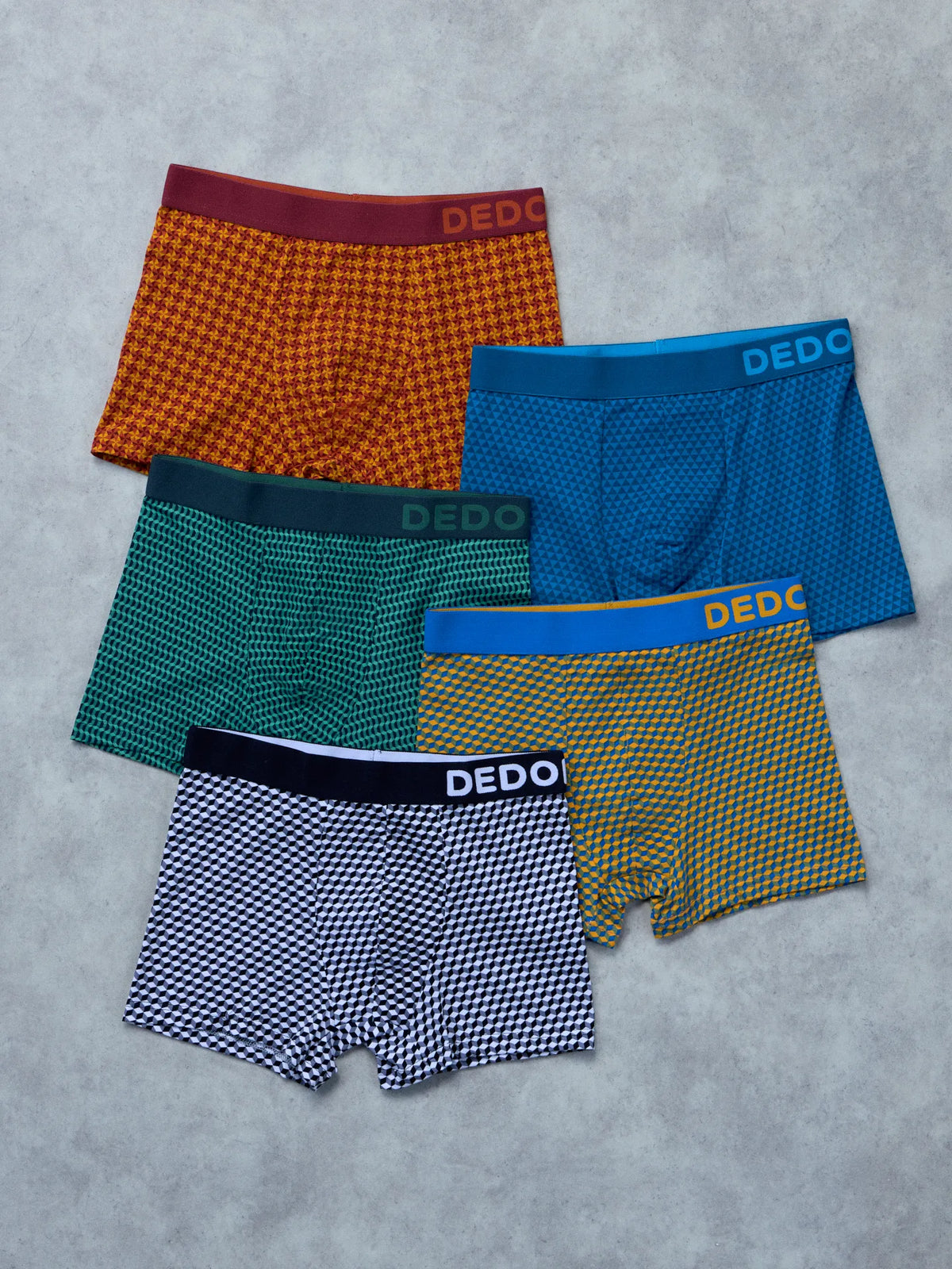 pastel-green-mens-patterned-trunks-da/dabcd97529e5694a7d6c38aa125f096c25e6bf1f
