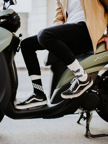 regular-socks-motorbike-da/dabd53507dc9ac47a4e35af9b17b7605081e5727
