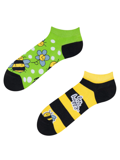 ankle-socks-bees-1-dd/ddc10efac2186ce0ab1917448021752061da74b2