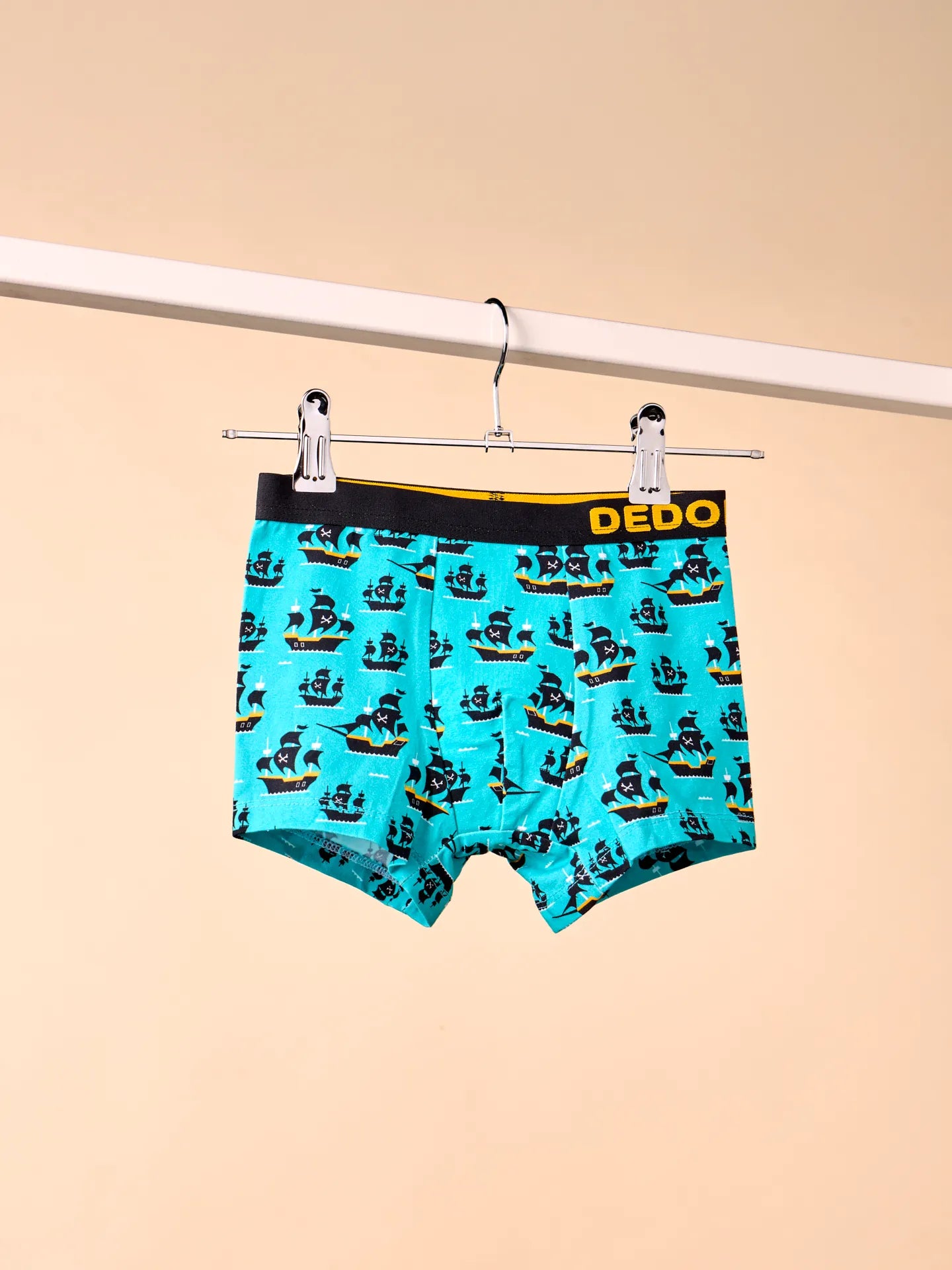 boys-boxers-pirate-boat-0b/0bcf67e7895ffc7950a412729e8952a06b98a19a