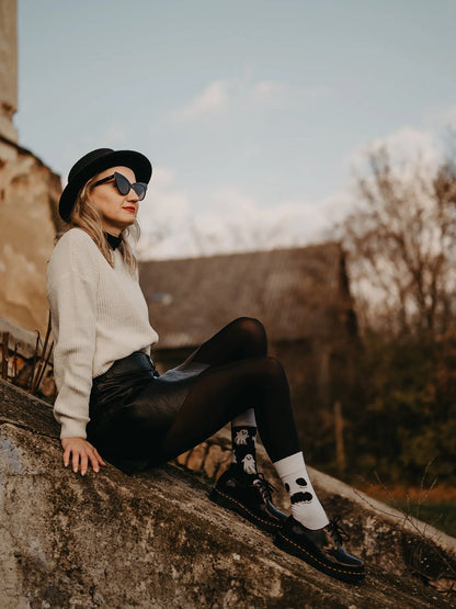 regular-socks-ghost-1-fc/fcde38d87eab372827fe366bb32fc95978fce4e7