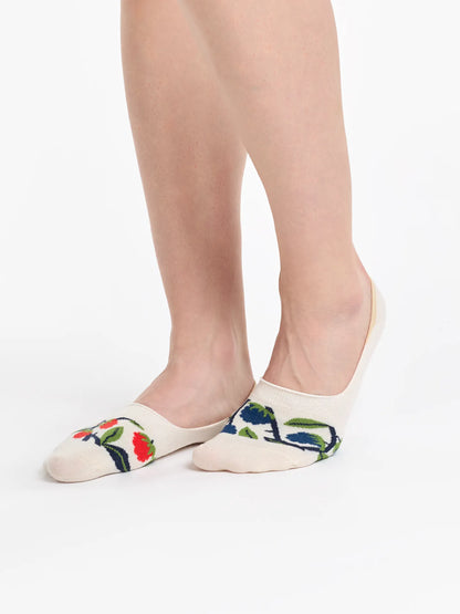 no-show-socks-raspberries-1-ae/aed3af03f8664cf151f2bccde9ec6f8f335f0adf