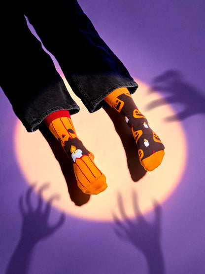 regular-socks-pumpkin-candles-2-e6/e6bf90f47e6b95c1ea8ea192950eb66800928b23