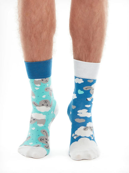 regular-socks-sheep-clouds-1-13/136bf25f38b7390bc271e1e493d82128b6aeb0c5