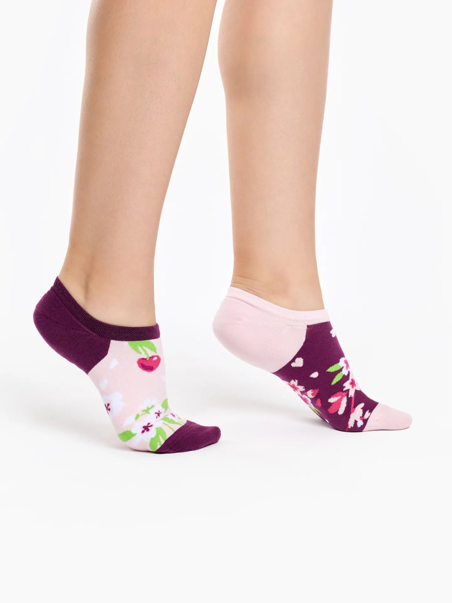 sneaker-socks-cherry-blossom-1-e0/e02ef69fa69206ac2882d716e25823d81c755df4