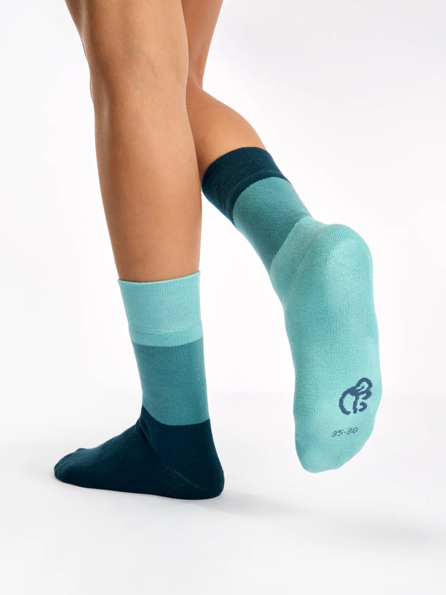 warm-socks-ocean-blue-tri-color-okt-76/76fc793f52d571d667dbc21c28387dfa4b047da9