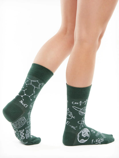 regular-socks-physics-vs-chemistry-1-39/39f9490b8f1ef5835bc7d888b0e7e3bf49ab2225